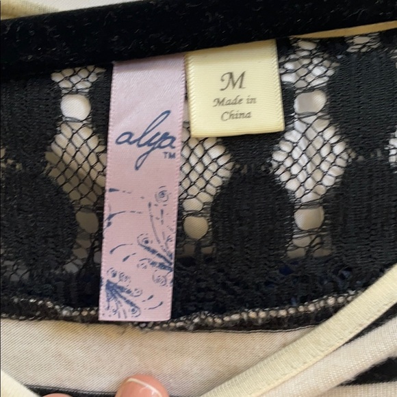 Striped t shirt - Picture 3 of 3